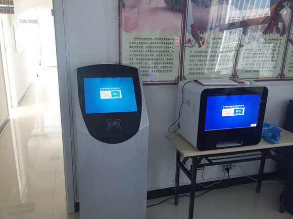 我公司技術人員赴江蘇淮安進行電子視力檢測儀安裝